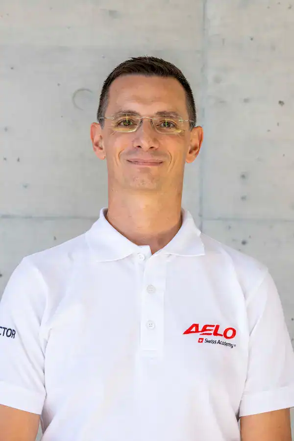 Aleardo Ercolani, examinador jefe de Aelo Swiss Academy, instructor de pilotos.