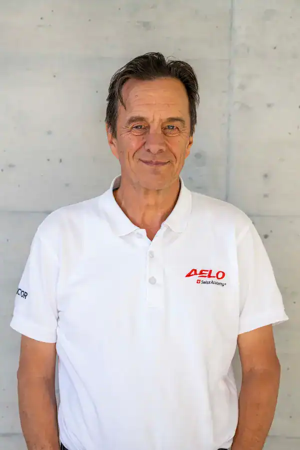 Andreia Uffer, examinador de Aelo Swiss Academy, instructor de pilotos.