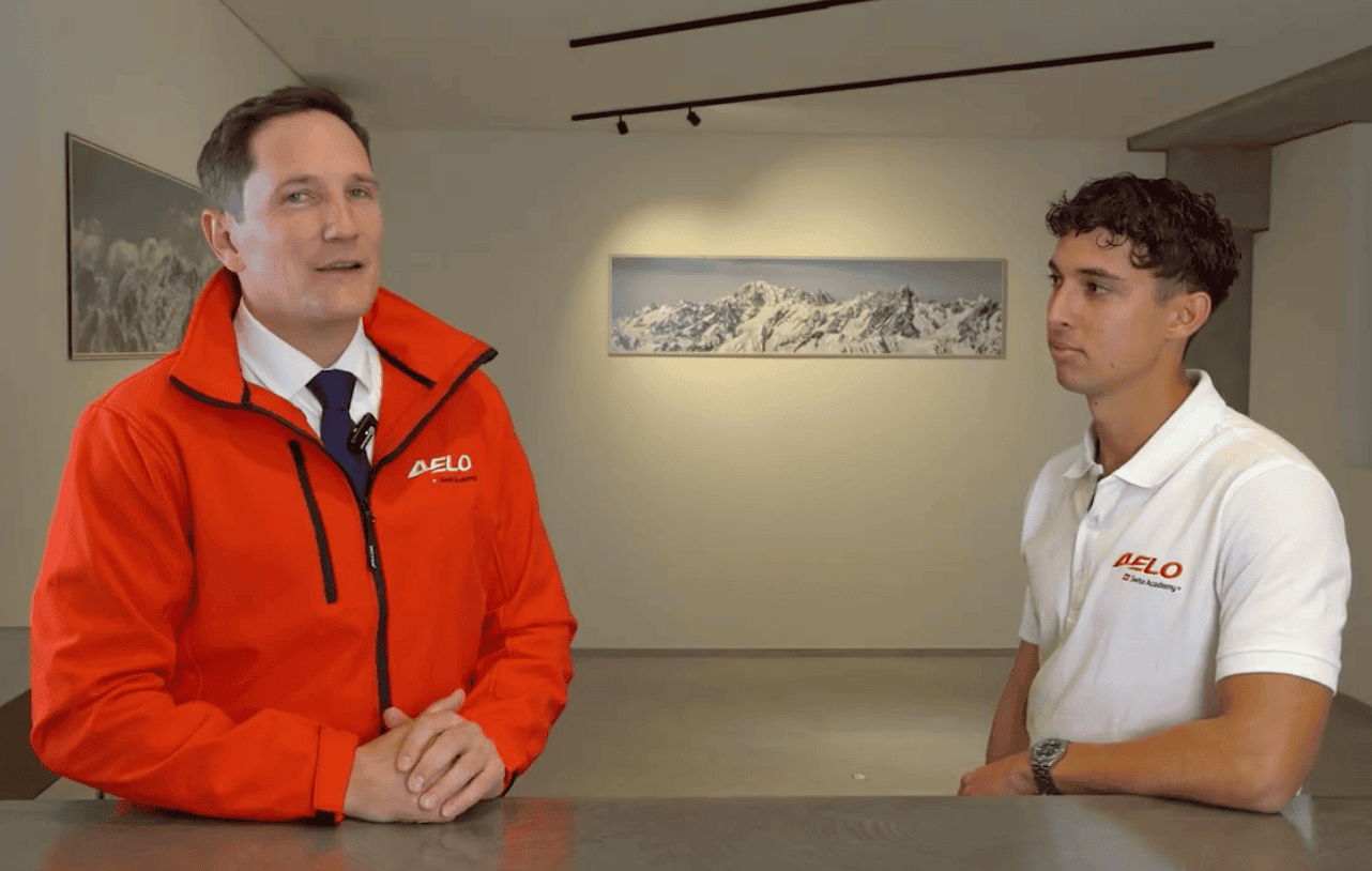 Testimonial Romain, estudiante ATPL de Aelo Swiss Academy, entrevista sobre su experiencia de formación.